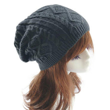 Warm  Hats Women Knitted Wool Twist Skullies Beanie hat For  Warm Cap hats Female Gorros Cappelli Invernali BL