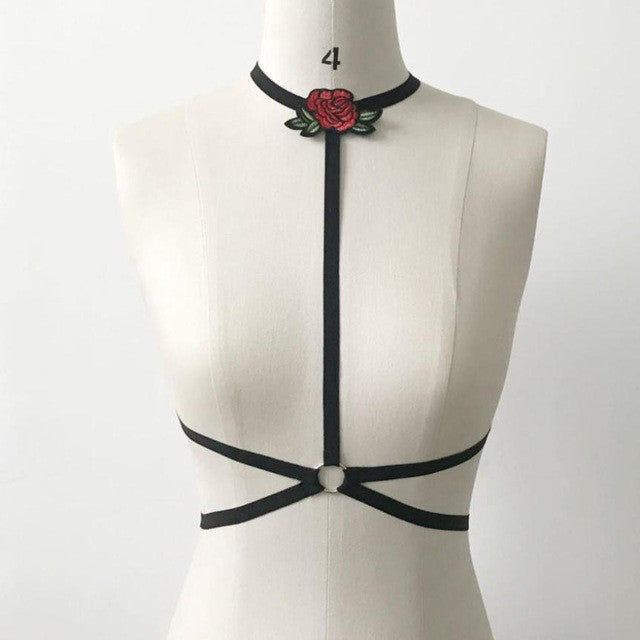 Sexy Crop Top Women Contrast Bandage Floral Applique Floral Halter Crop Tops    Backless Camisole Female #424 BL